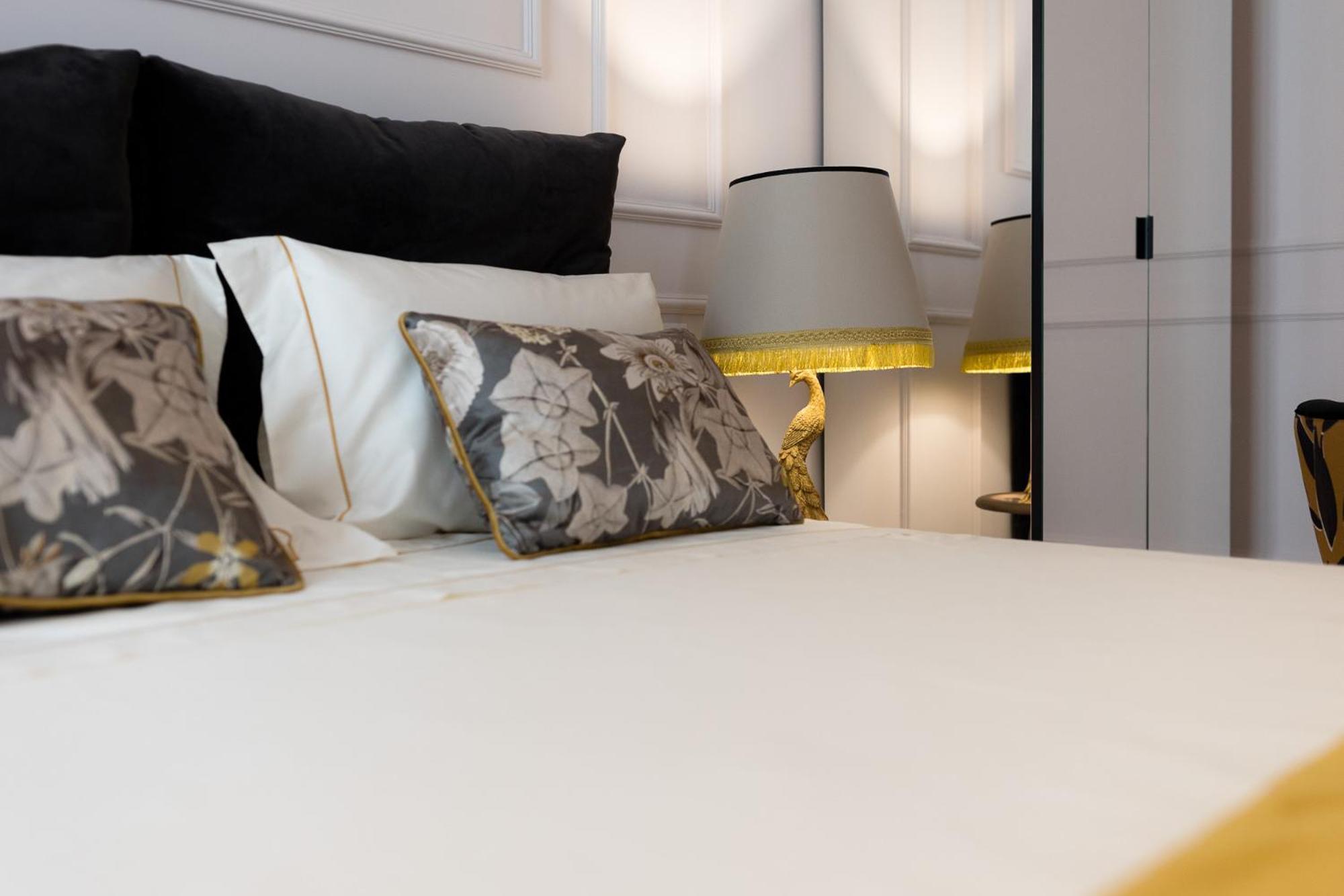 Le Cinque Lampade Florence Suites ภายนอก รูปภาพ